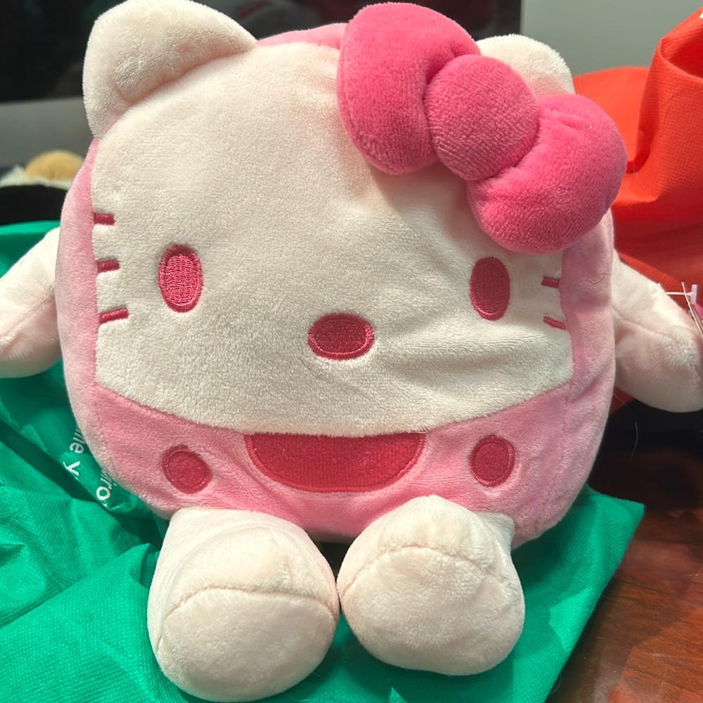 Hello Kitty Cube Plush Toy